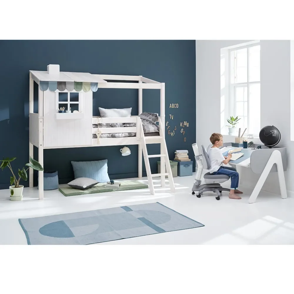 Flexa-halbhohes-Bett-Haus-mit-halbem-Dach-weiss-grau-460402_1.jpg