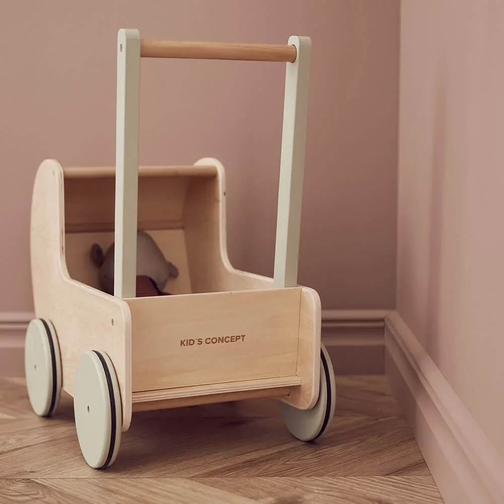 Kids-Concept-Puppenwagen-Holz-natur-457590_2.jpg