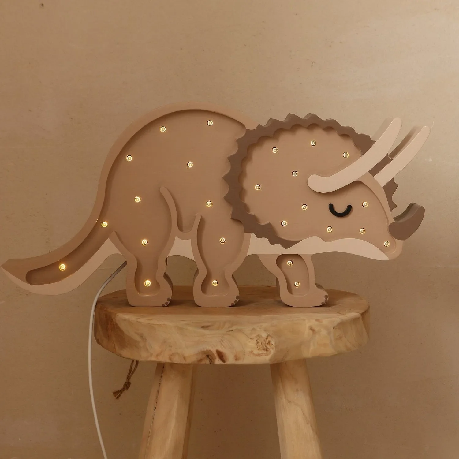 Little-Lights-Nachtlicht-Kinder--Nachtlampe-Triceratops-Dinosaurier-100--Kiefernholz-natur-99924039_11.jpg