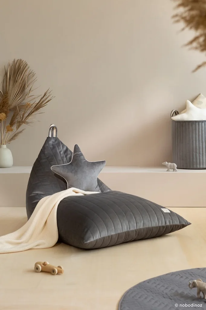 Nobodinoz-Sitzsack--Essaouira--Samt-schiefergrau-456806_4.jpg