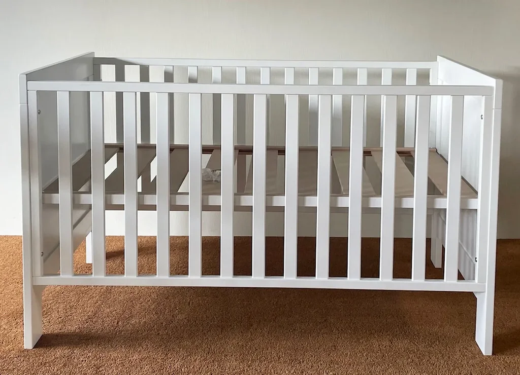 Quax-Babybett-Mila-Weiss--Geschlossen--140-x-70-cm-468440_3.jpg