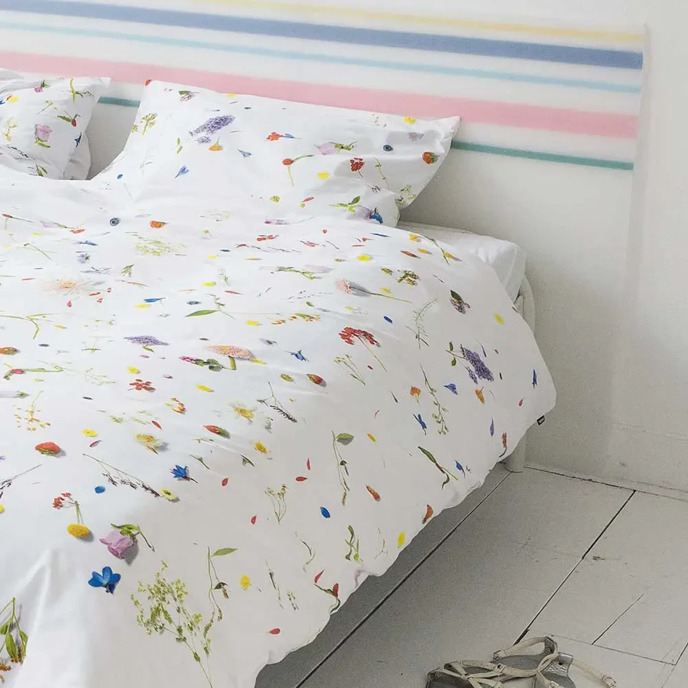 Snurk-Bettwaesche-Streublumen-135-x-200-464116_1.jpg