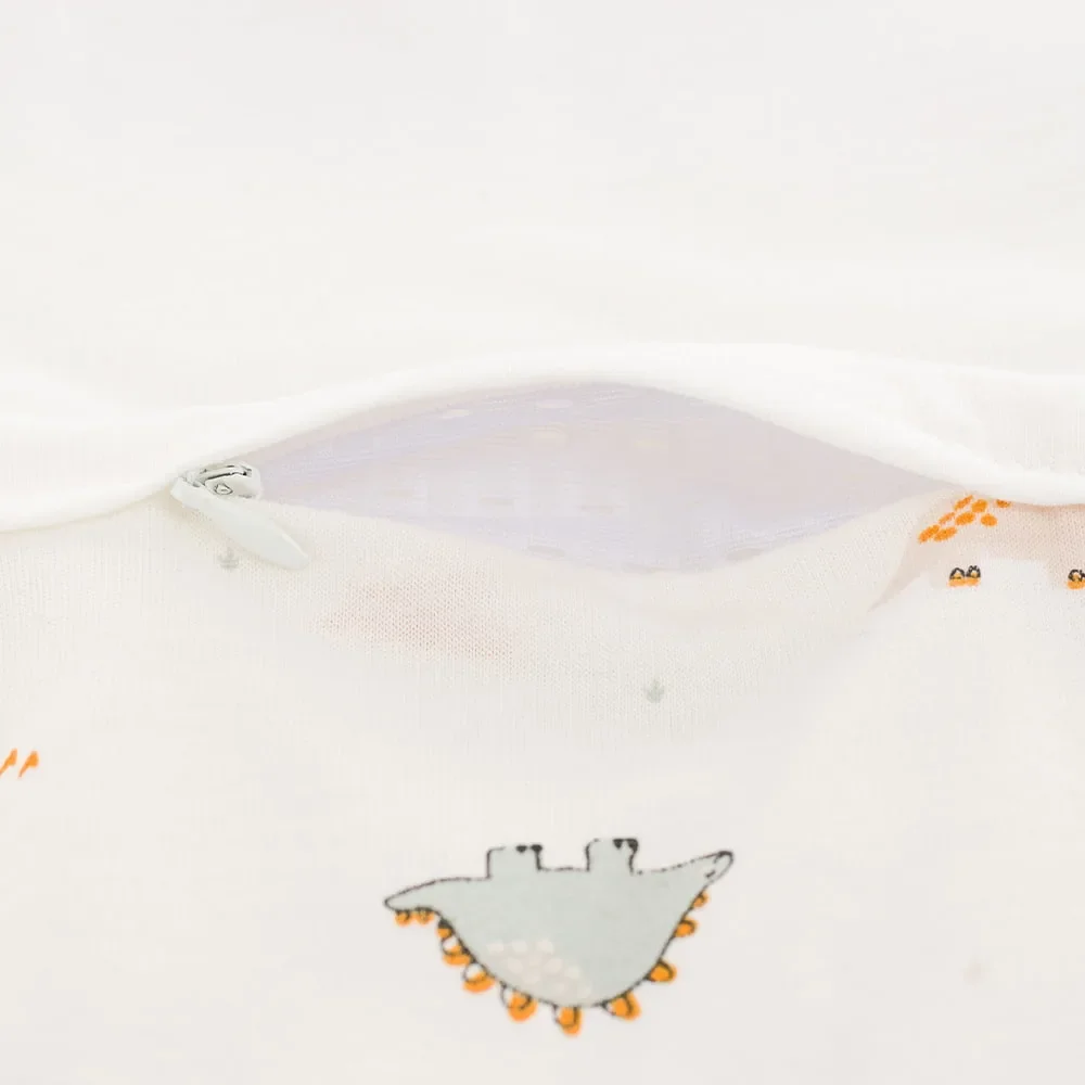 Traeumeland-Liebmich-Baby-Schlafsack--Schlummersack--Innenschlafsack-Dinolino-99923525_2.jpg