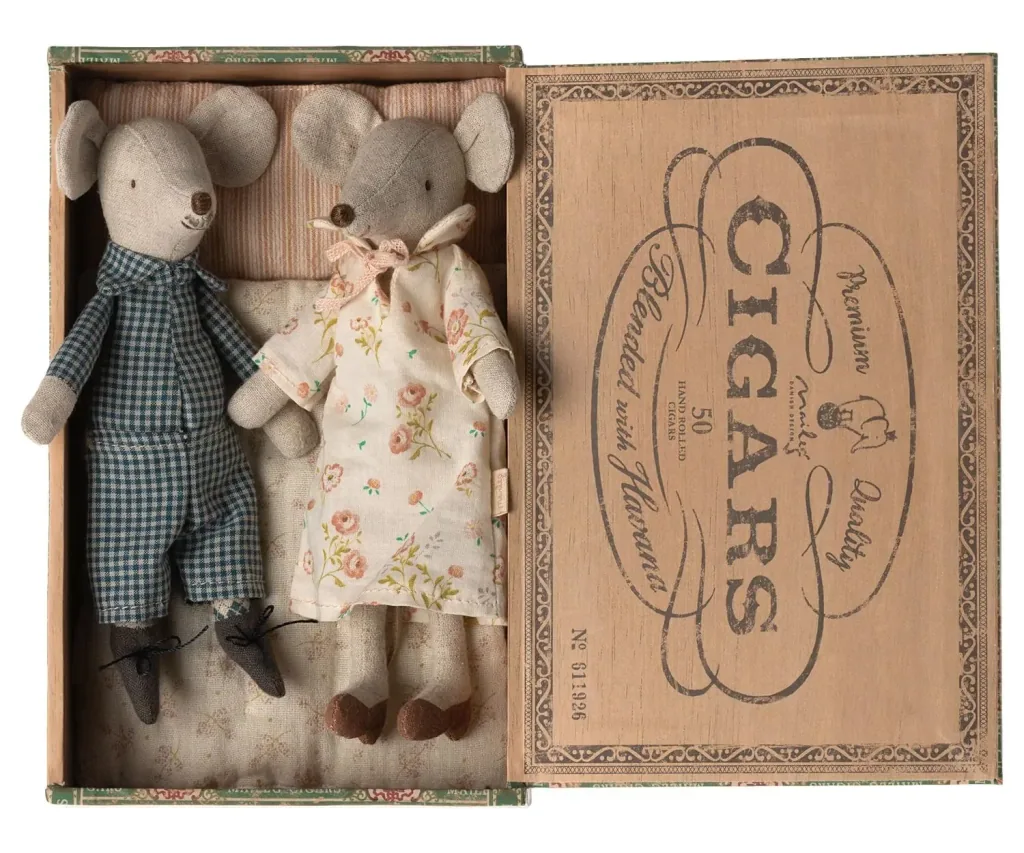 Maileg Plüschtier, Kuscheltier, Stofftier - Oma und Opa Mäuse in Box