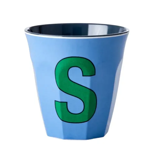 "Rice Melaminbecher 250 ml mit Buchstaben-Print, Größe S, Staubblau image"