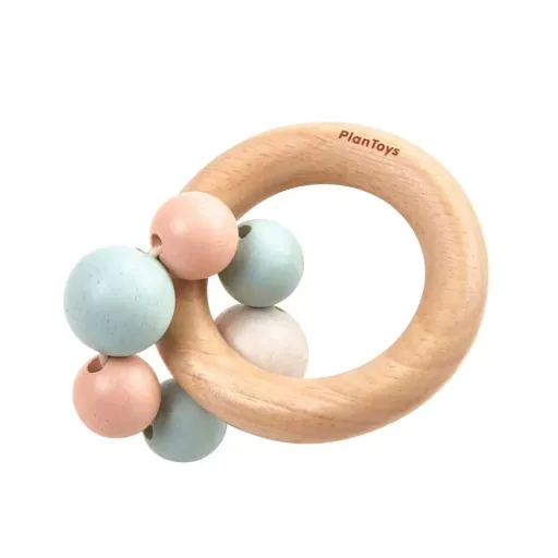 "Plan Toys Baby Rassel mit Perlenring Holz pastell image"